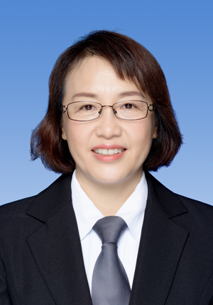 邱健青