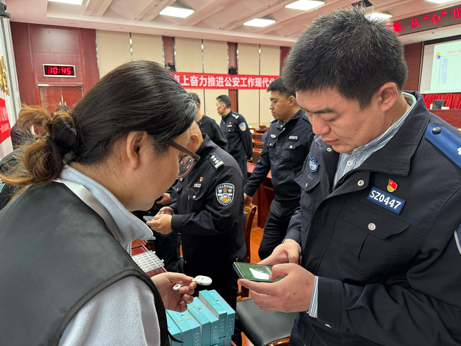 健康护航警营！荣之创助力济南市中分局“关爱健康、从‘心’出发”行动启幕